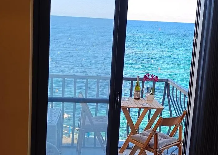 Marsalforn Sea Front Studio Apartment