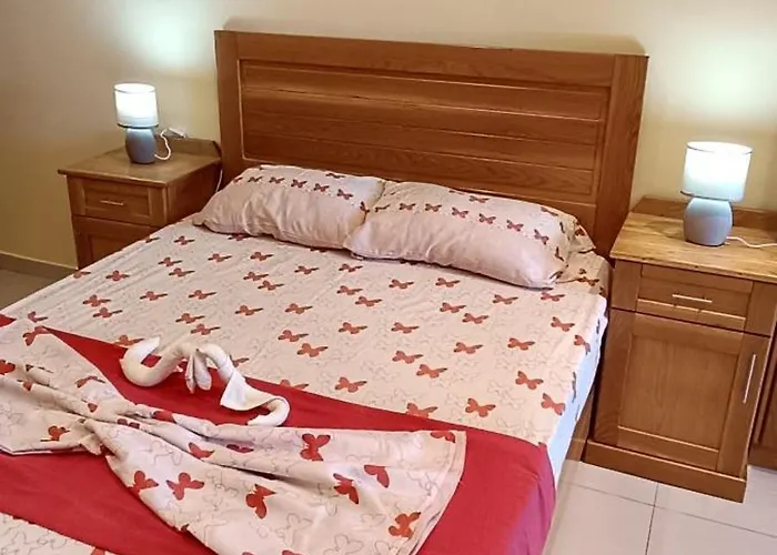 Marsalforn Sea Front Studio