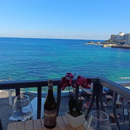 Marsalforn Sea Front Studio * Zebbug (Gozo)